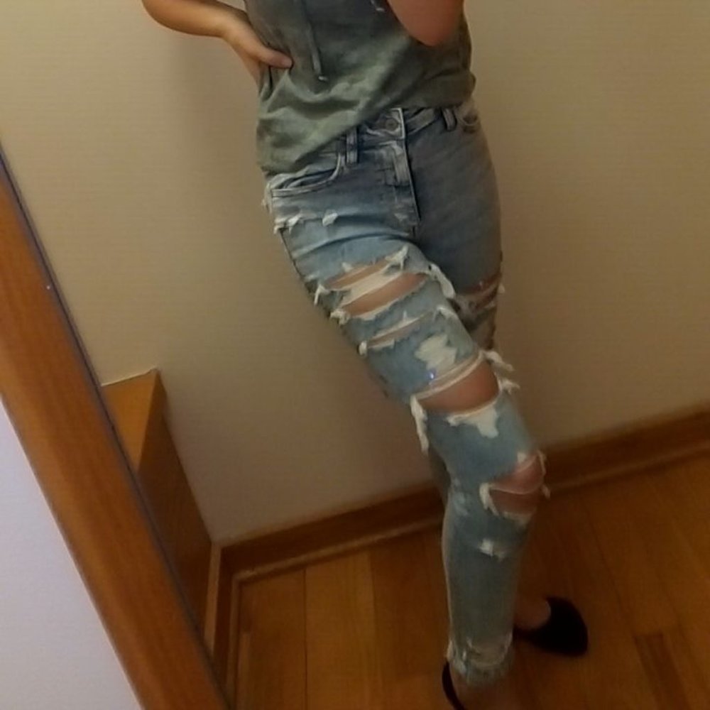 Ripped jeans